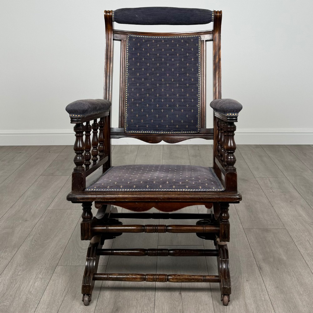 Antique 20th Century American Rocking Chair In Beech View VIII
