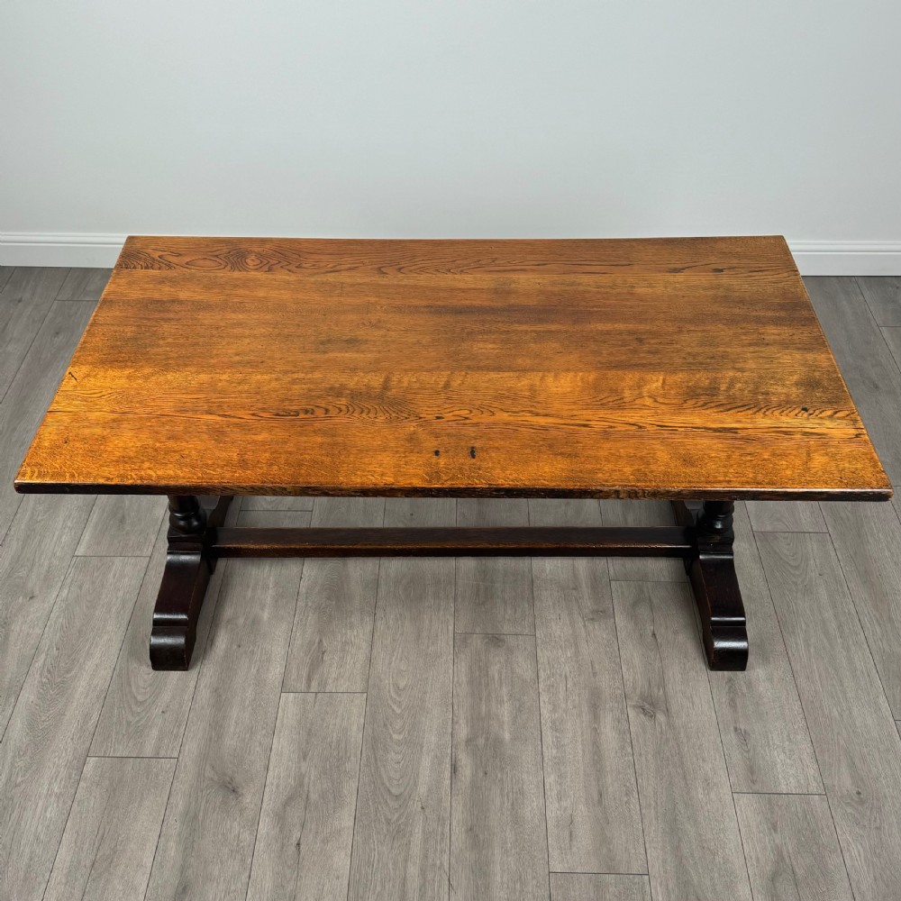 Antique 20th Century Good Quality Dining Table In Oak View III
