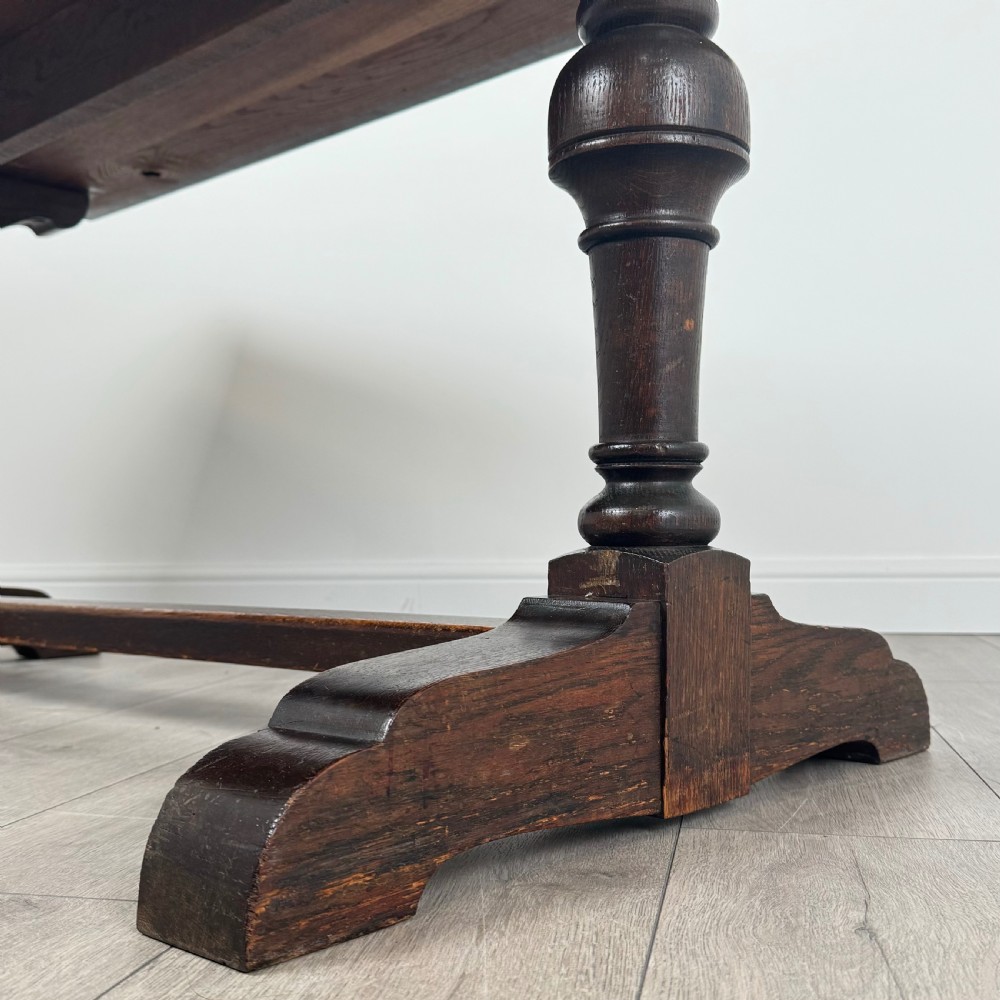 Antique 20th Century Good Quality Dining Table In Oak View VI