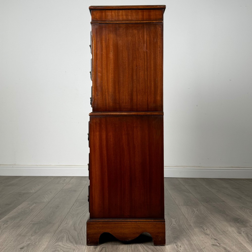 Antique 20th Century Small Chest On Chest In Mahogany  View III
