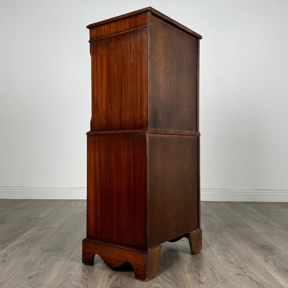 Antique 20th Century Small Chest On Chest In Mahogany  View IV