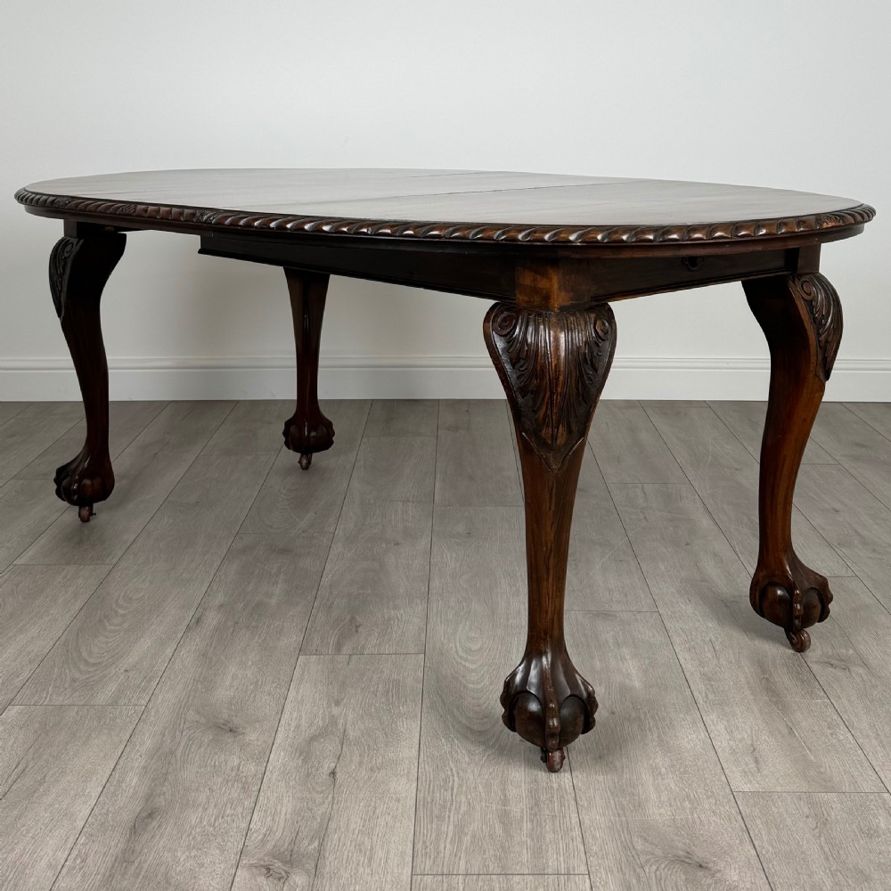 Antique 20th Century Dining Table Of Good Quality In Mahogany 