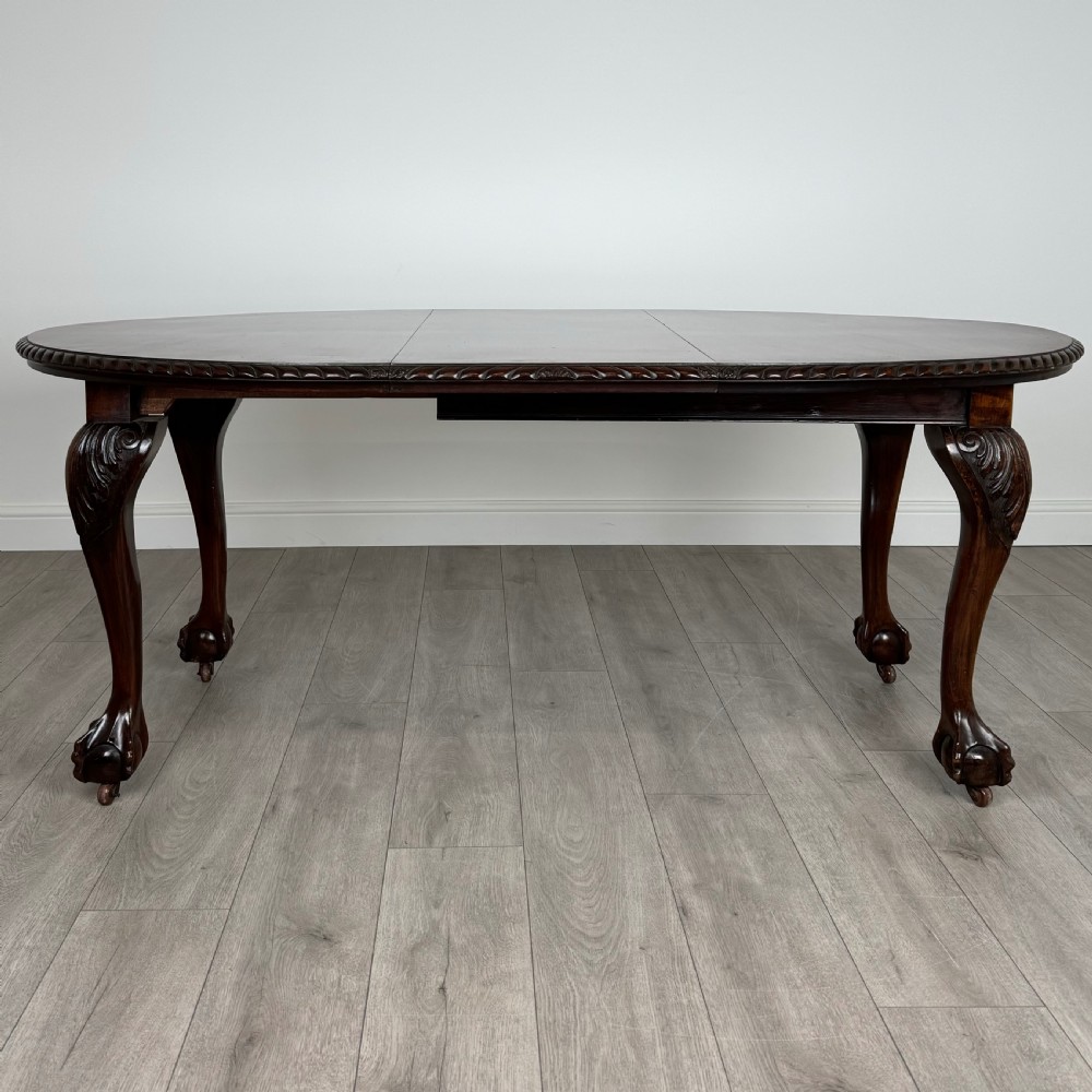 Antique 20th Century Dining Table Of Good Quality In Mahogany  View II