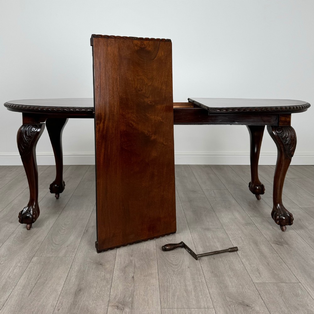 Antique 20th Century Dining Table Of Good Quality In Mahogany  View III