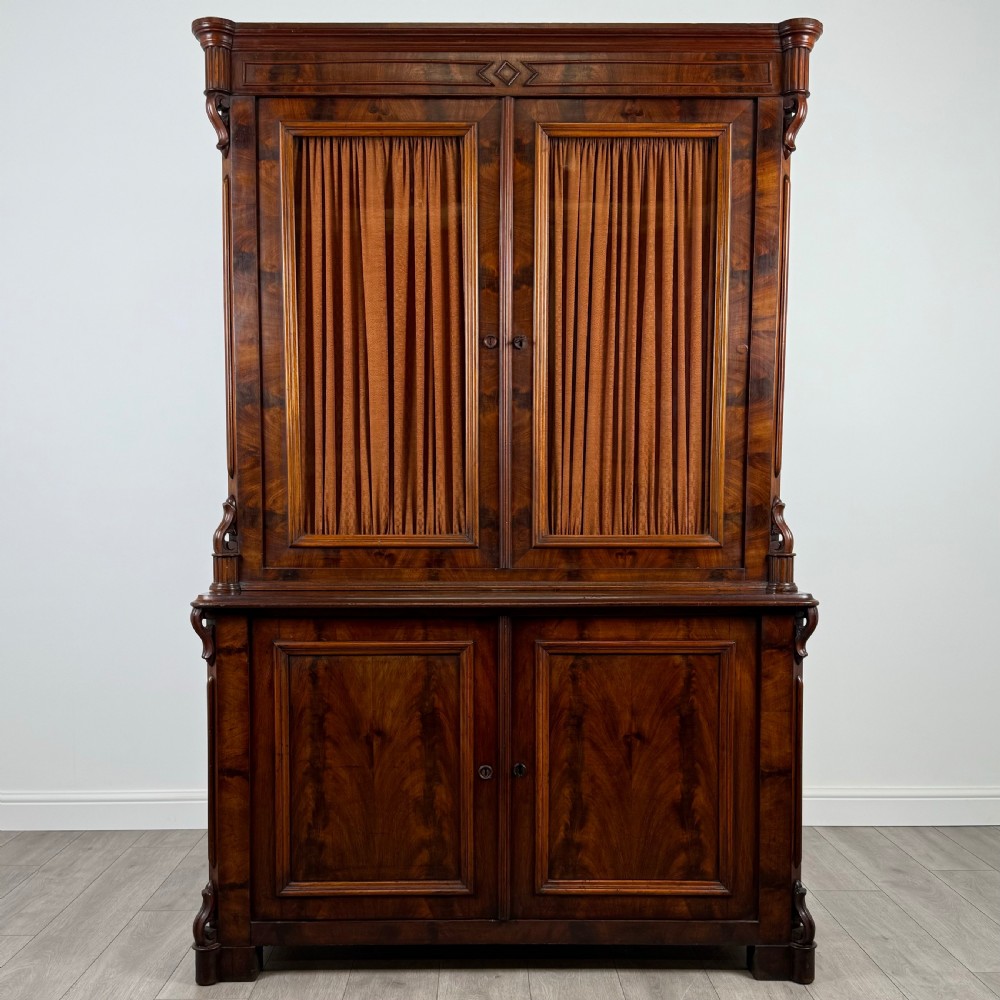 Antique 19th Century Good Quality Bookcase In Mahogany 