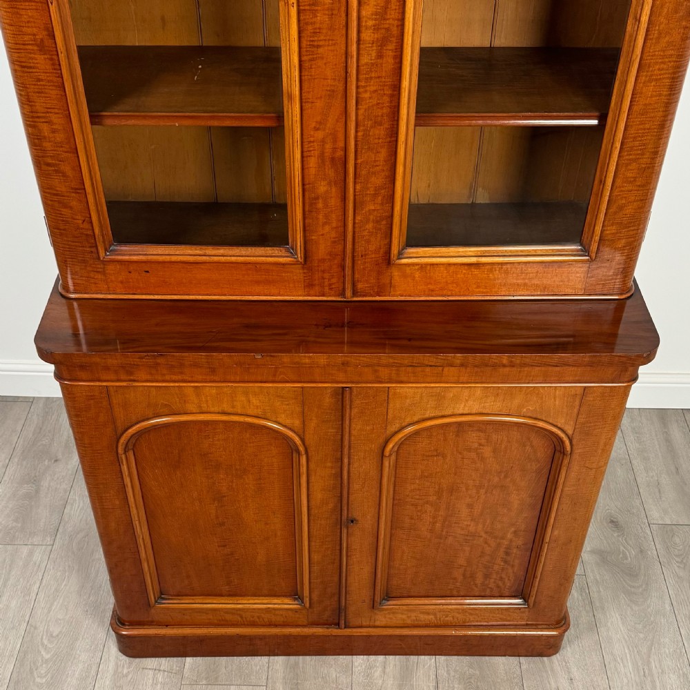 Antique 19th Century Fine Quality Bookcase In Mahogany  View X