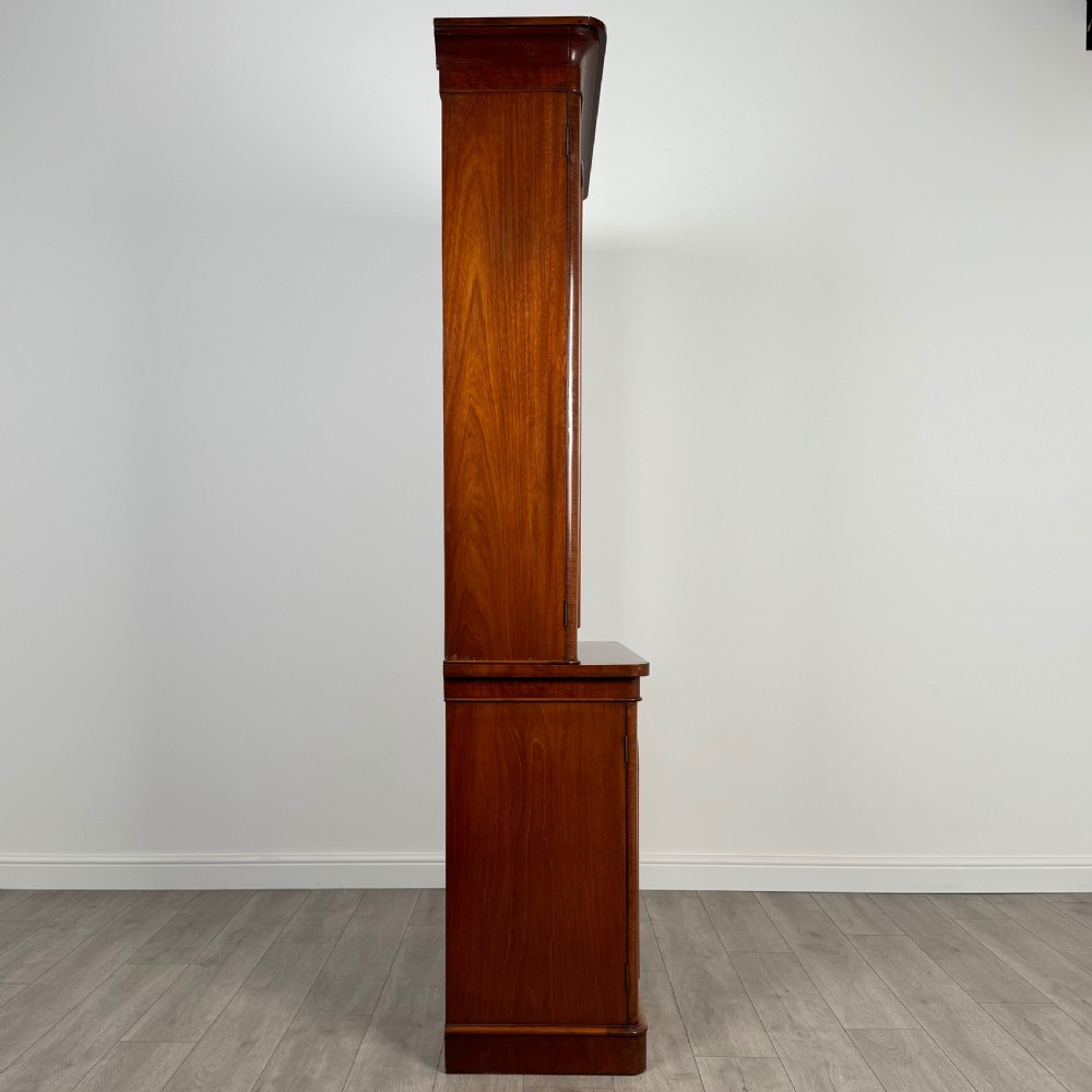 Antique 19th Century Fine Quality Bookcase In Mahogany  View XI