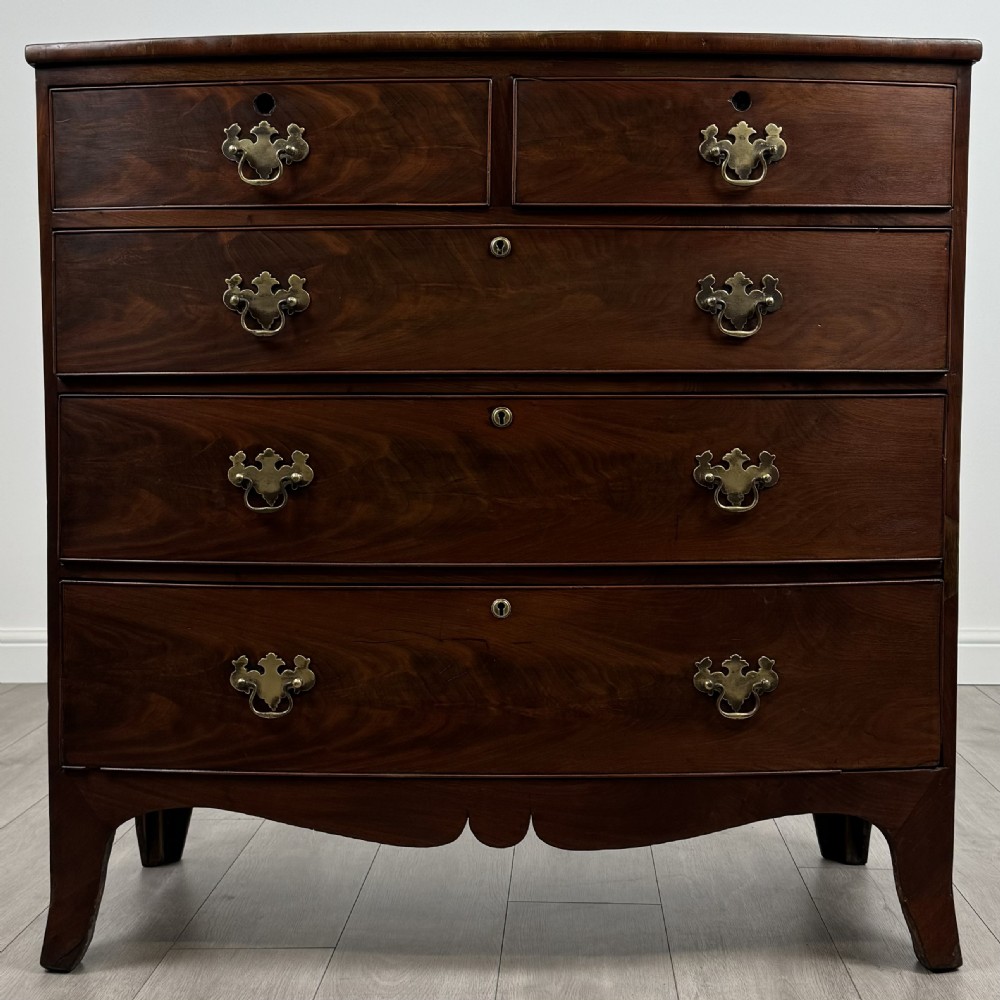 Antique 19th Century Mahogany Bow Fronted Chest Of Drawers 