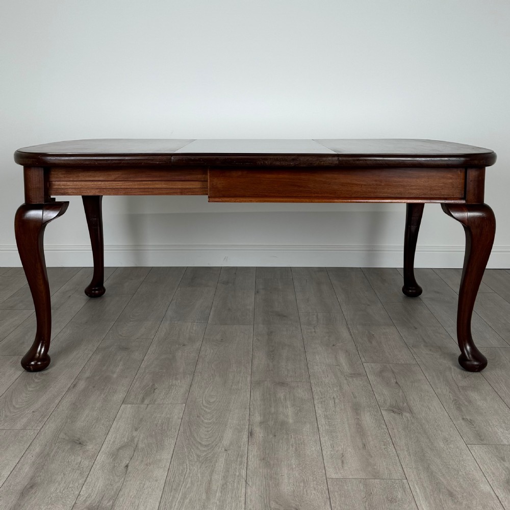  Antique 20th Century Queen Anne Style Mahogany Dining Table  View II