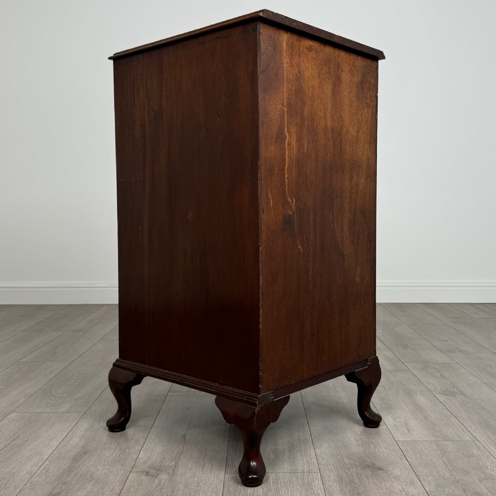 Antique 20th Century Cabinet By Waring & Gillow In Mahogany  View VII