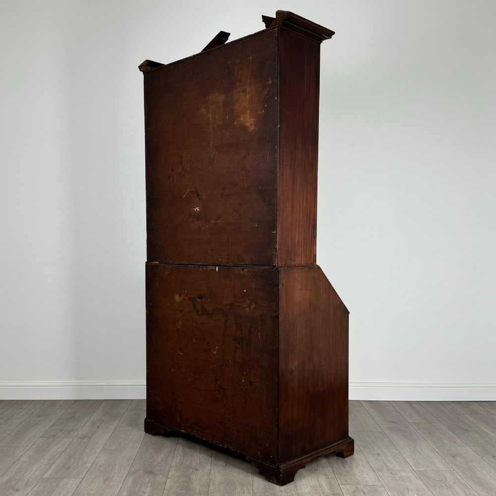 Antique 18th Century Fine Quality Bureau Bookcase In Mahogany View VI