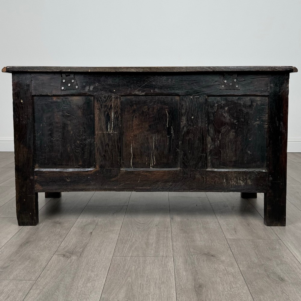 Antique 18th Century Fine Quality Coffer / Blanket Box In Oak  View V