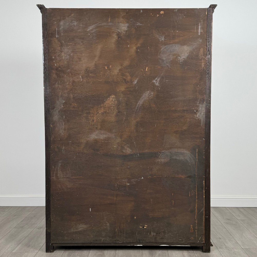 Antique 20th Century Fine Quality Wardrobe In Oak  View V