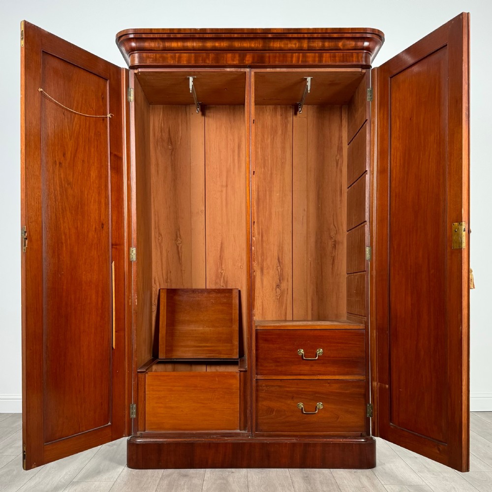 Antique 19th Century Mahogany Wardrobe Of Good Quality  View II