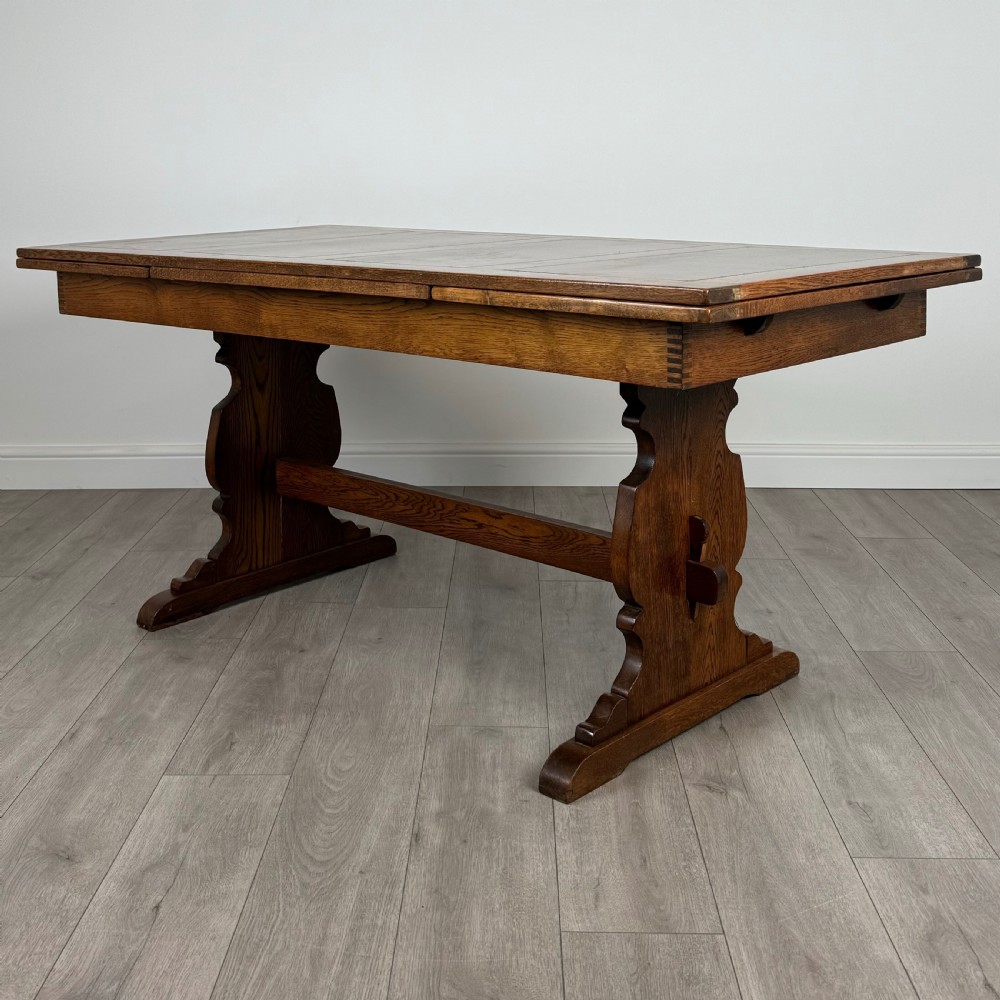  Antique 20th Century Draw Leaf Dining Table In Oak 