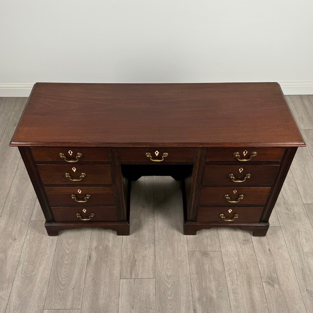 Antique 19th Century Good Quality Desk In Mahogany  View IX
