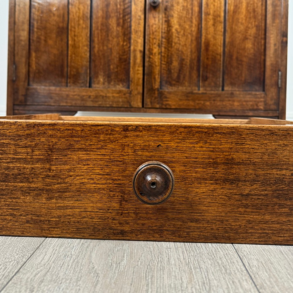 Antique 20th Century Good Quality Cupboard In Oak View XII