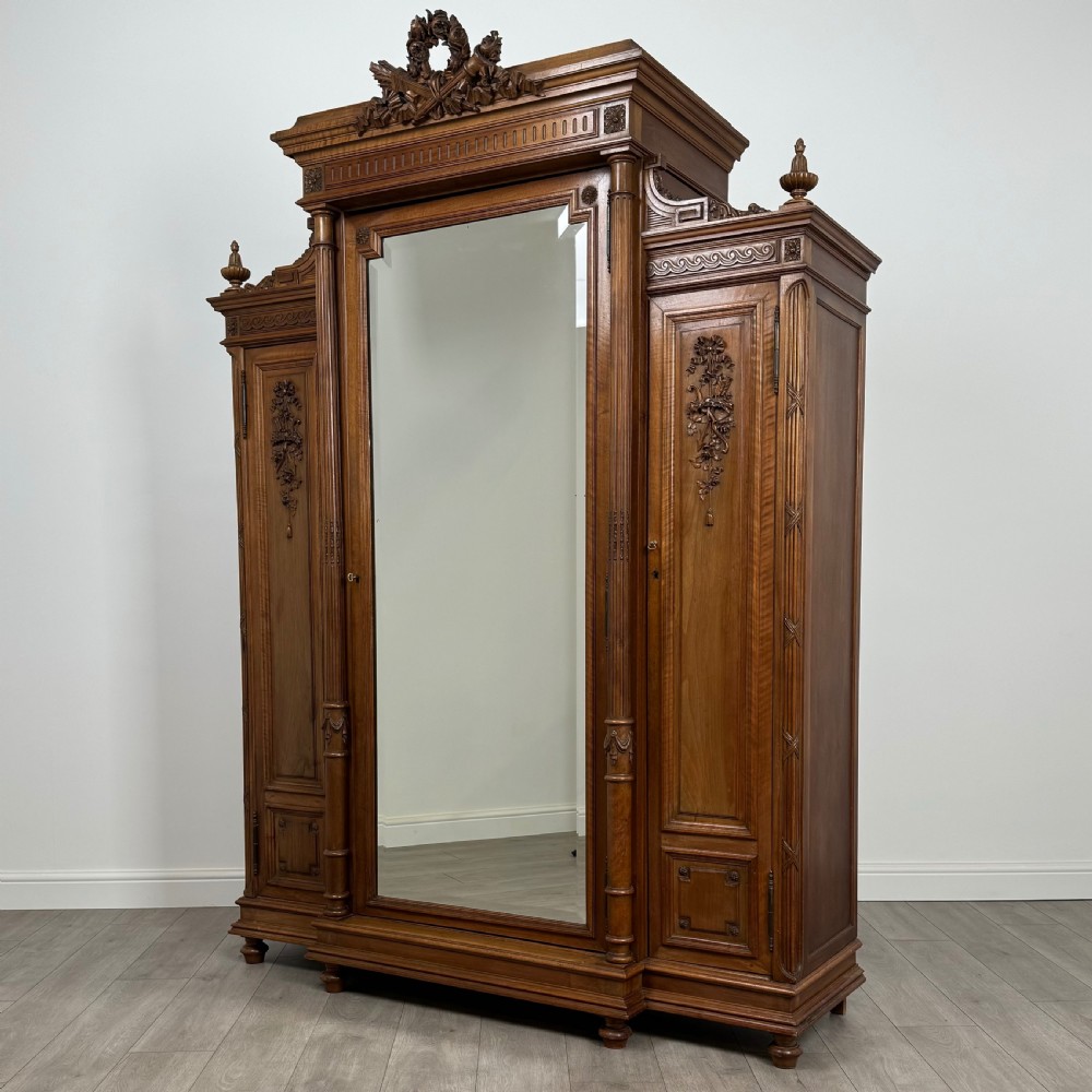 Antique 19th Century Fine Quality French Armoire In Walnut  View III