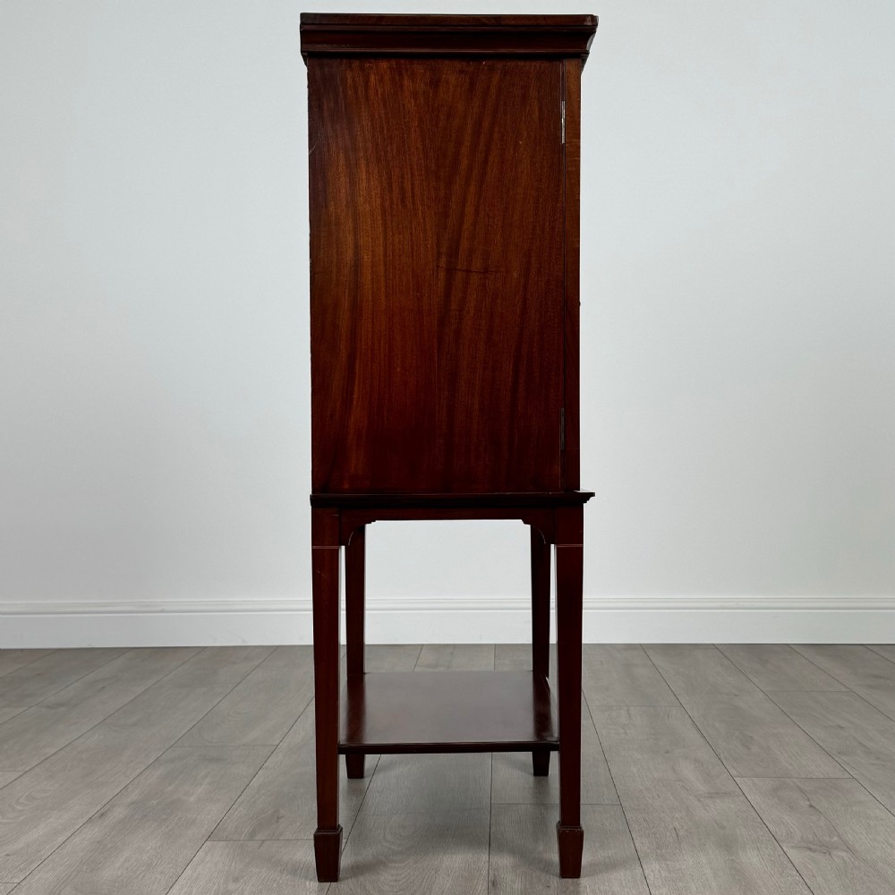 Antique 20th Century Fine Quality Cabinet In Mahogany View VIII