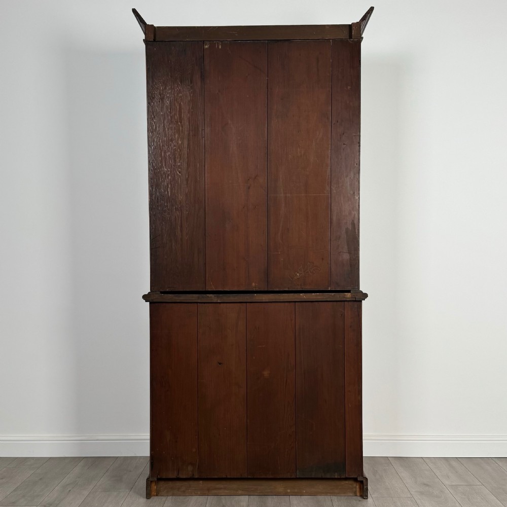 Antique 20th Century Fine Quality Bookcase In Walnut View VII