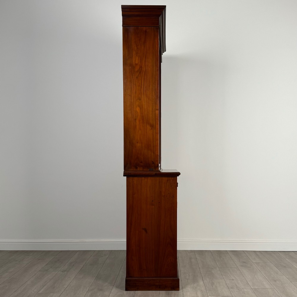 Antique 20th Century Fine Quality Bookcase In Walnut View IX