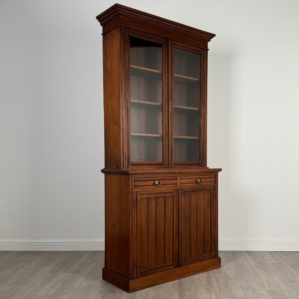 Antique 20th Century Fine Quality Bookcase In Walnut View X