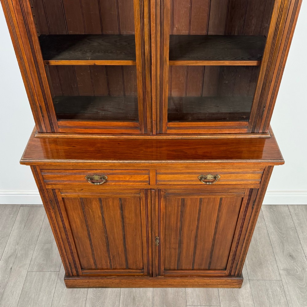 Antique 20th Century Fine Quality Bookcase In Walnut View XI