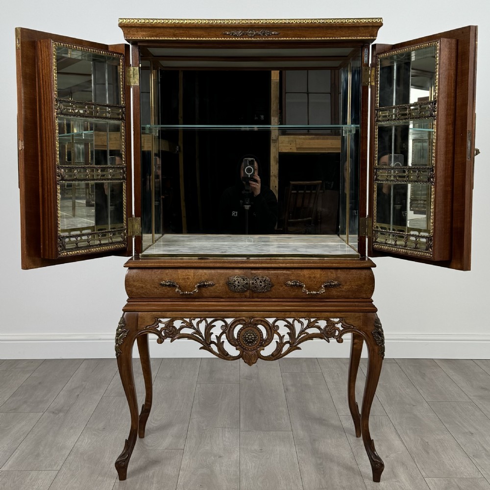 Antique 20th Century Fine Quality Burr Walnut Drinks Cabinet  View II