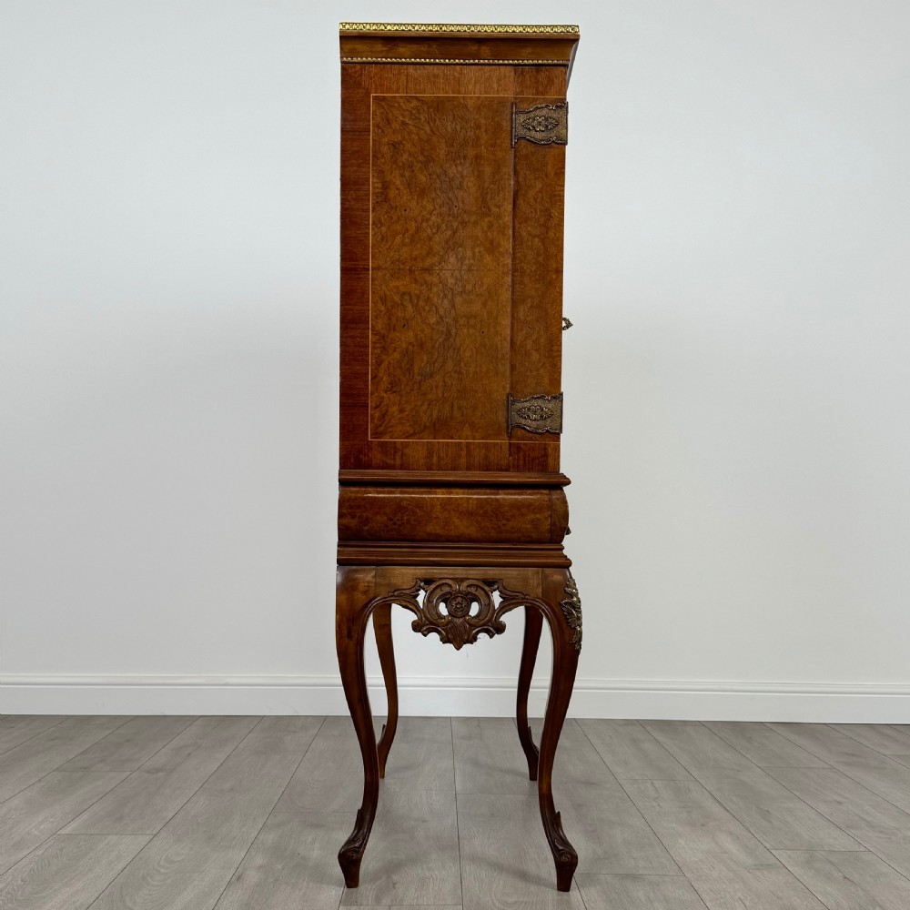Antique 20th Century Fine Quality Burr Walnut Drinks Cabinet  View VIII