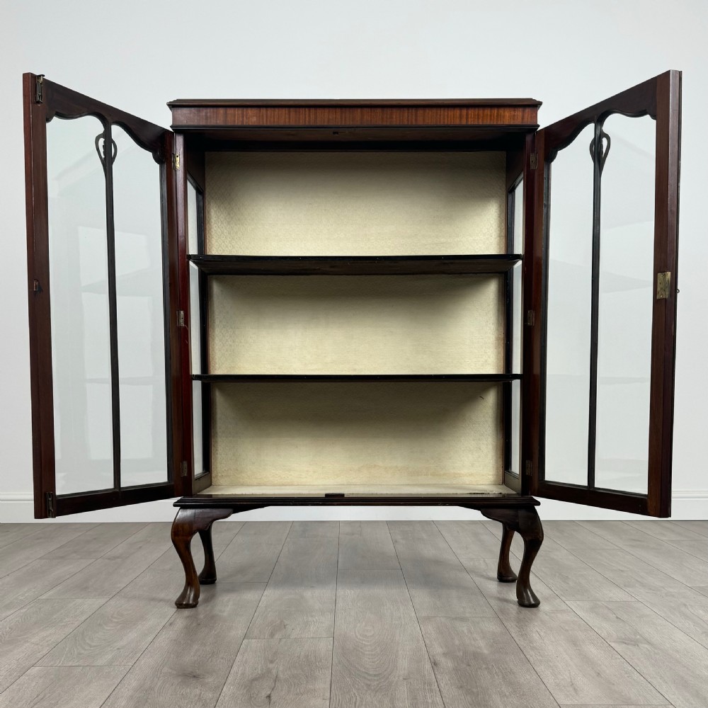 Antique 20th Century Glazed Display Cabinet In Mahogany  View II