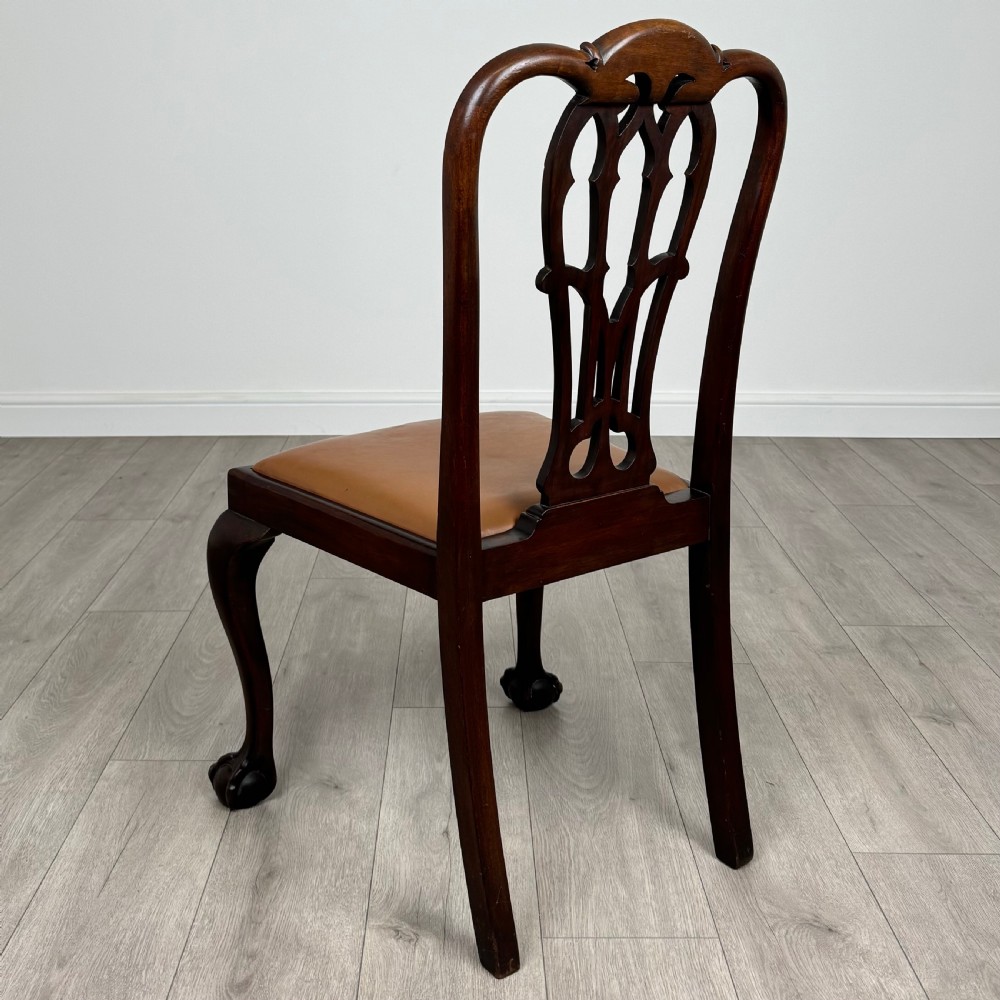  Antique 20th Century Set Of 6 Chippendale Style Dining Chairs View IV