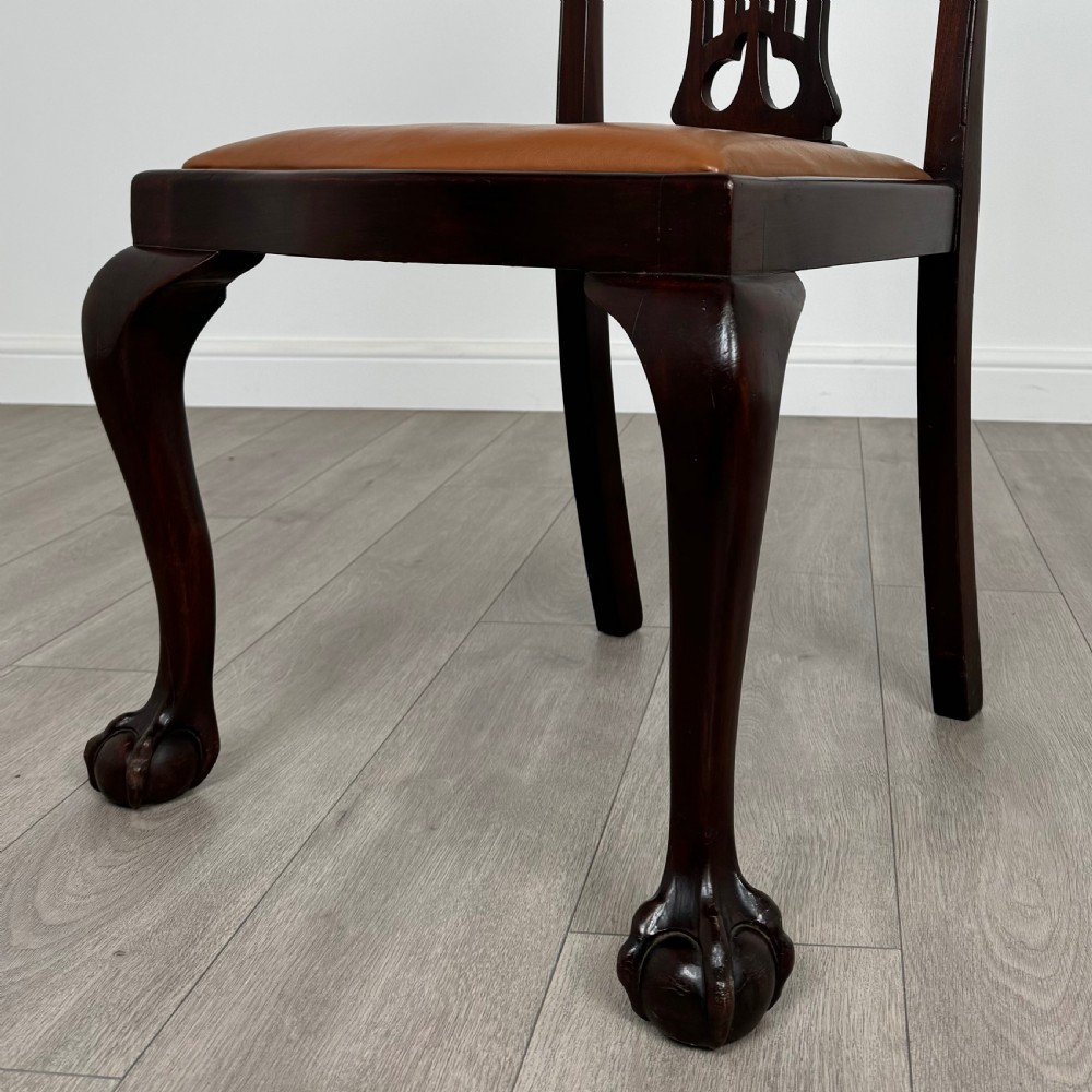  Antique 20th Century Set Of 6 Chippendale Style Dining Chairs View VI