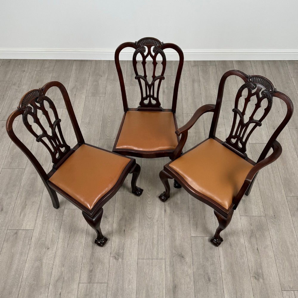 Antique 20th Century Set Of 6 Chippendale Style Dining Chairs View IX