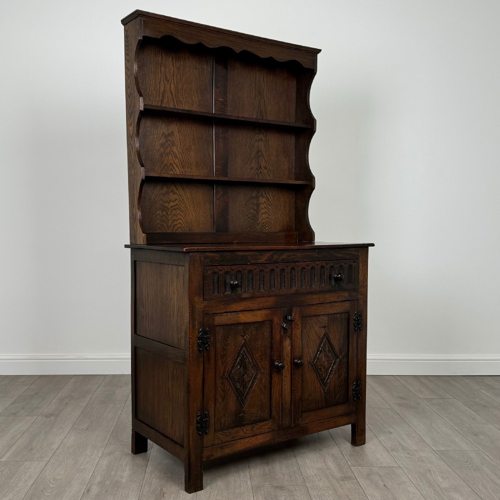 Antique 20th Century Oak Dresser Of Small Proportions View IX