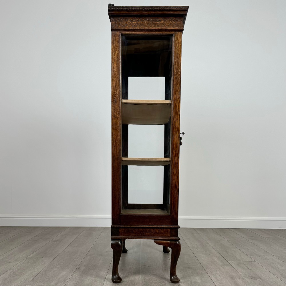 Antique 20th Century Oak Display Cabinet Of Fine Quality  View VIII