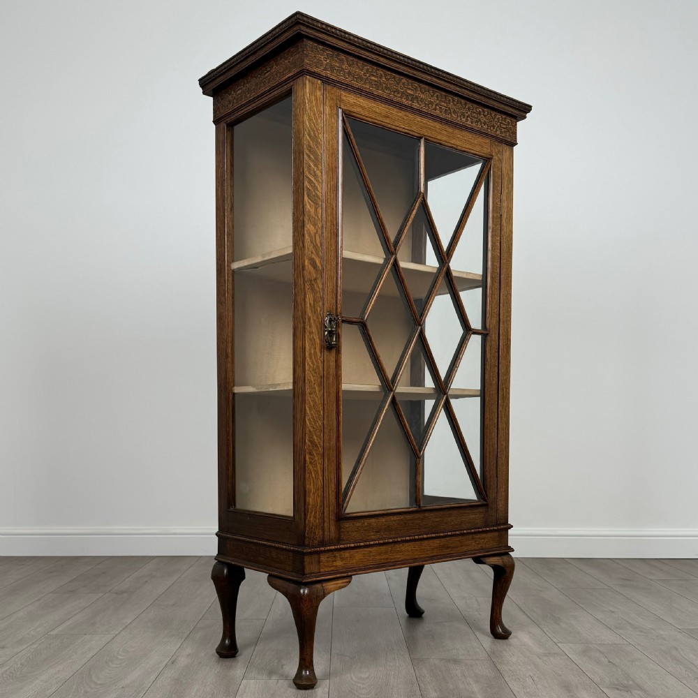 Antique 20th Century Oak Display Cabinet Of Fine Quality  View IX
