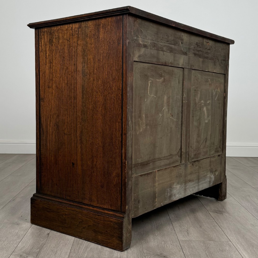 Antique 19th Century Good Quality Chest Of Drawers In Oak View III