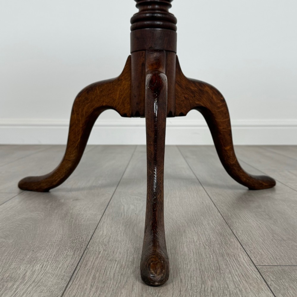 Antique 18th Century Octagonal Tilt Top Tripod Table In Oak View V