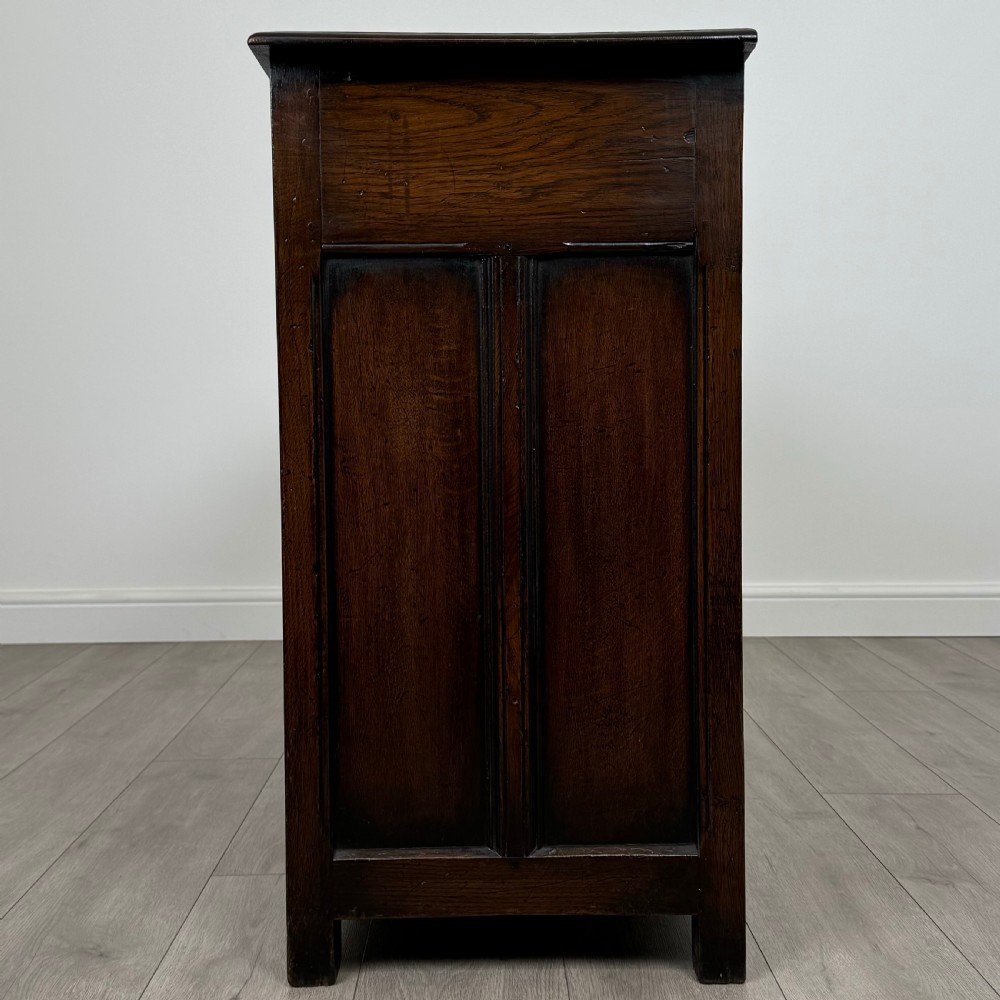 Antique 20th Century Good Quality Sideboard In Oak View IV