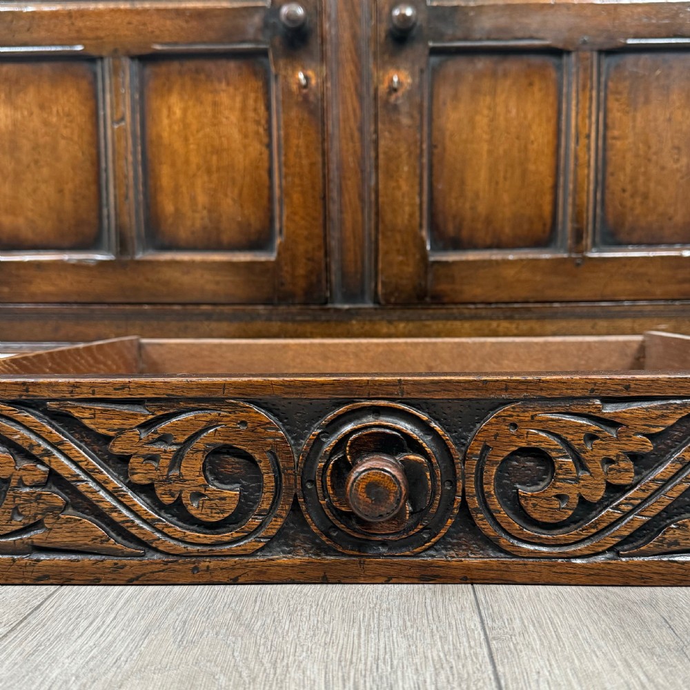 Antique 20th Century Good Quality Sideboard In Oak View XII