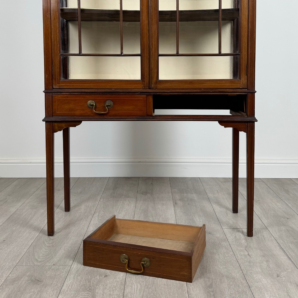  Antique 20th Century Good Quality Display Cabinet In Mahogany View XI