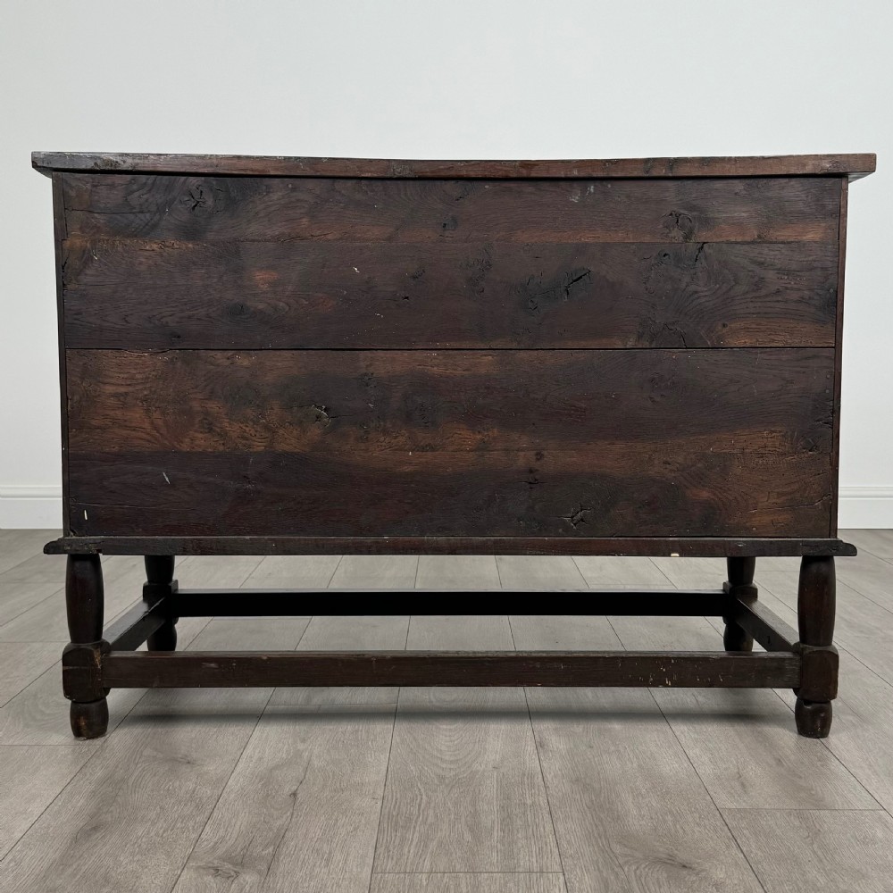 Antique 18th Century Good Quality Cupboard In Oak View VI