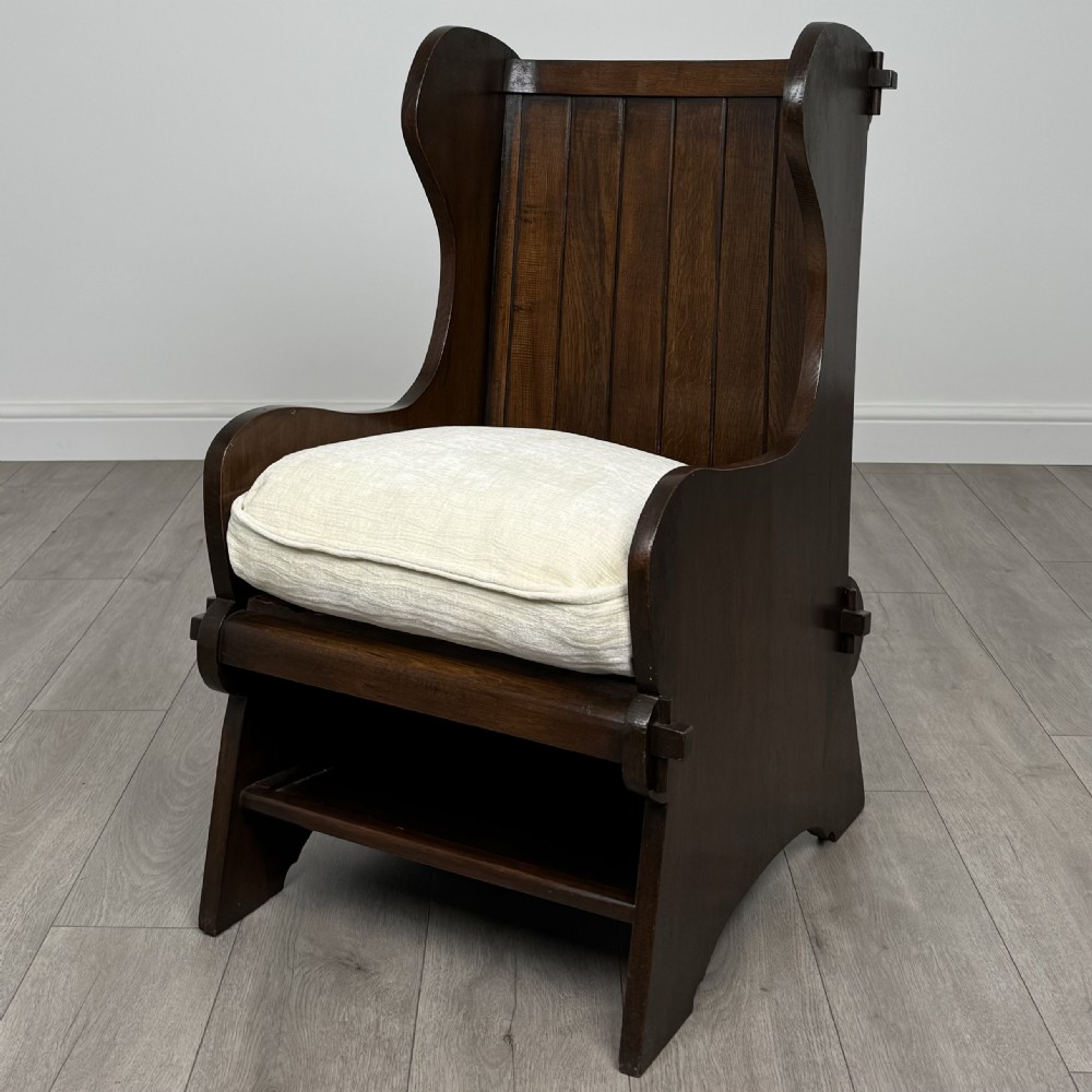 Antique 20th Century Quality Pair Of Lambing Chairs In Oak View II