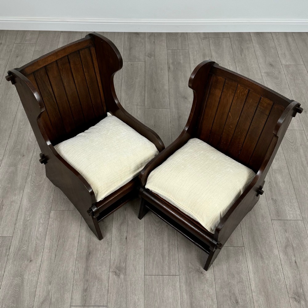 Antique 20th Century Quality Pair Of Lambing Chairs In Oak View XII