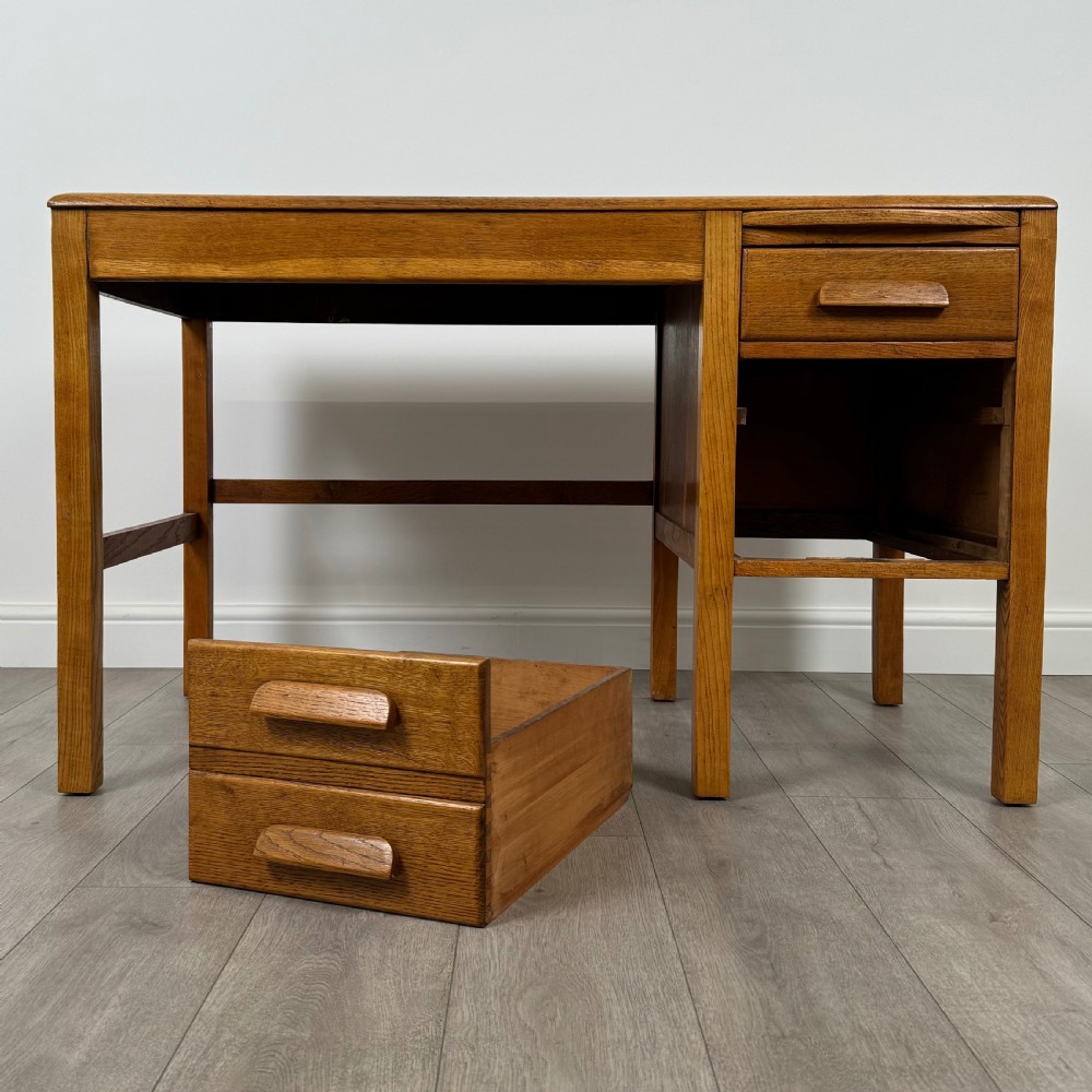  Vintage 20th Century Good Quality Desk In Oak  View XI