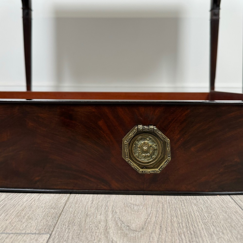  Antique 20th Century Side Table In Mahogany  View XI