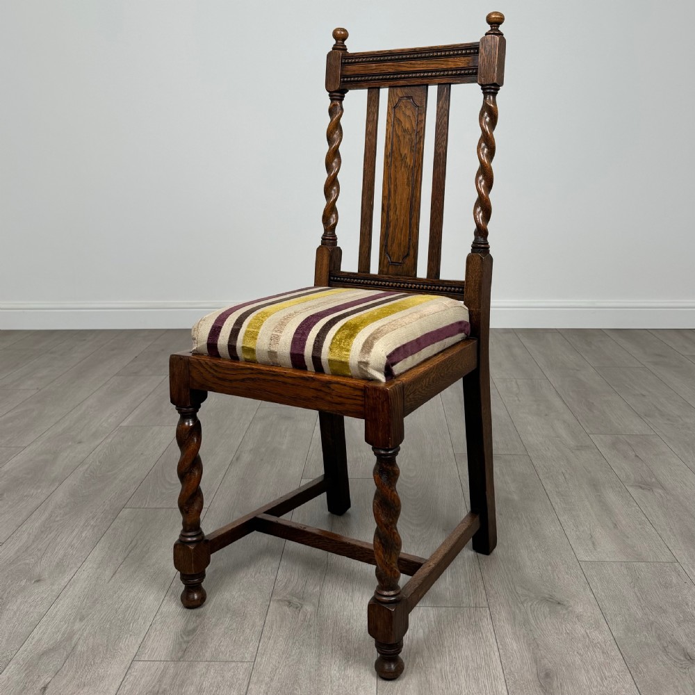 Antique 19th Century Set Of 4 Barley Twist Dining Chairs  View II