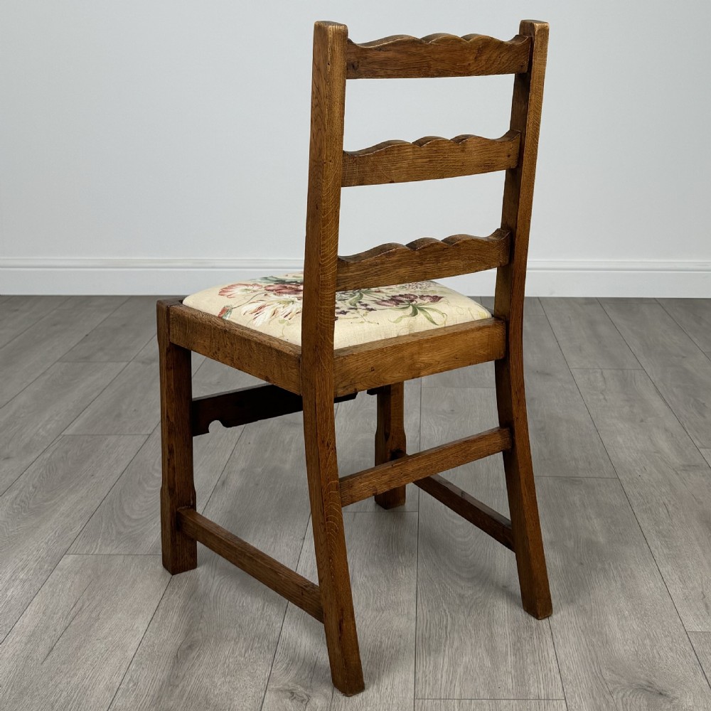  Antique 20th Century Set Of 4 Good Quality Oak Dining Chairs  View III