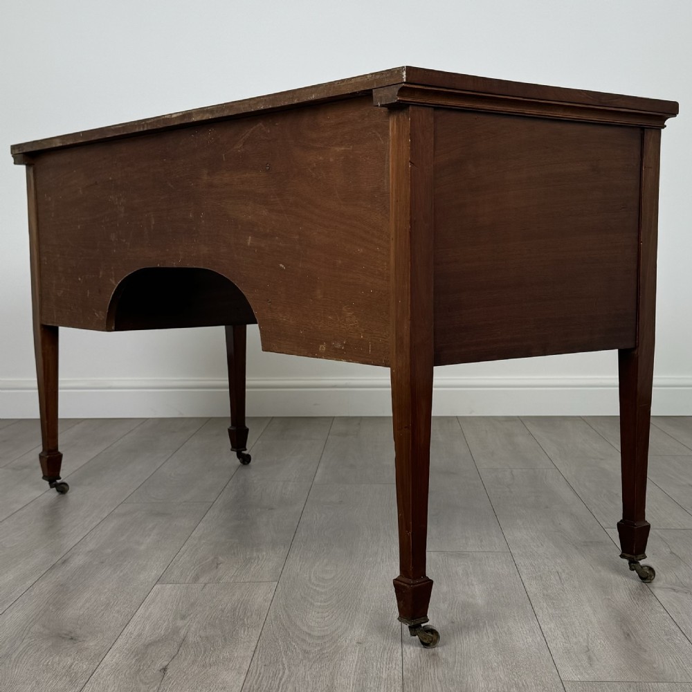 Antique 20th Century Fine Quality Desk In Mahogany  View VII