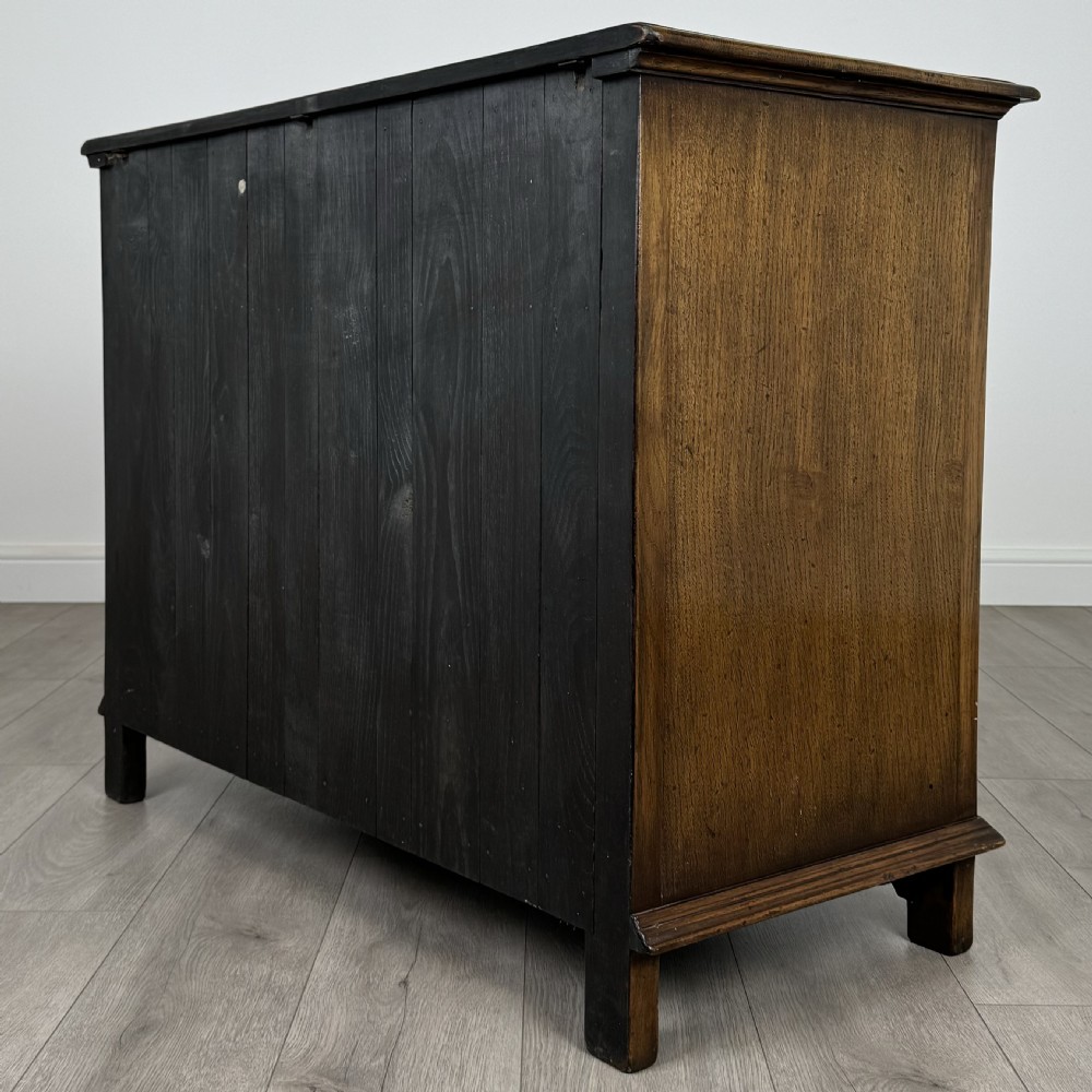 Antique 20th Century Fine Quality Sideboard In Oak  View VII